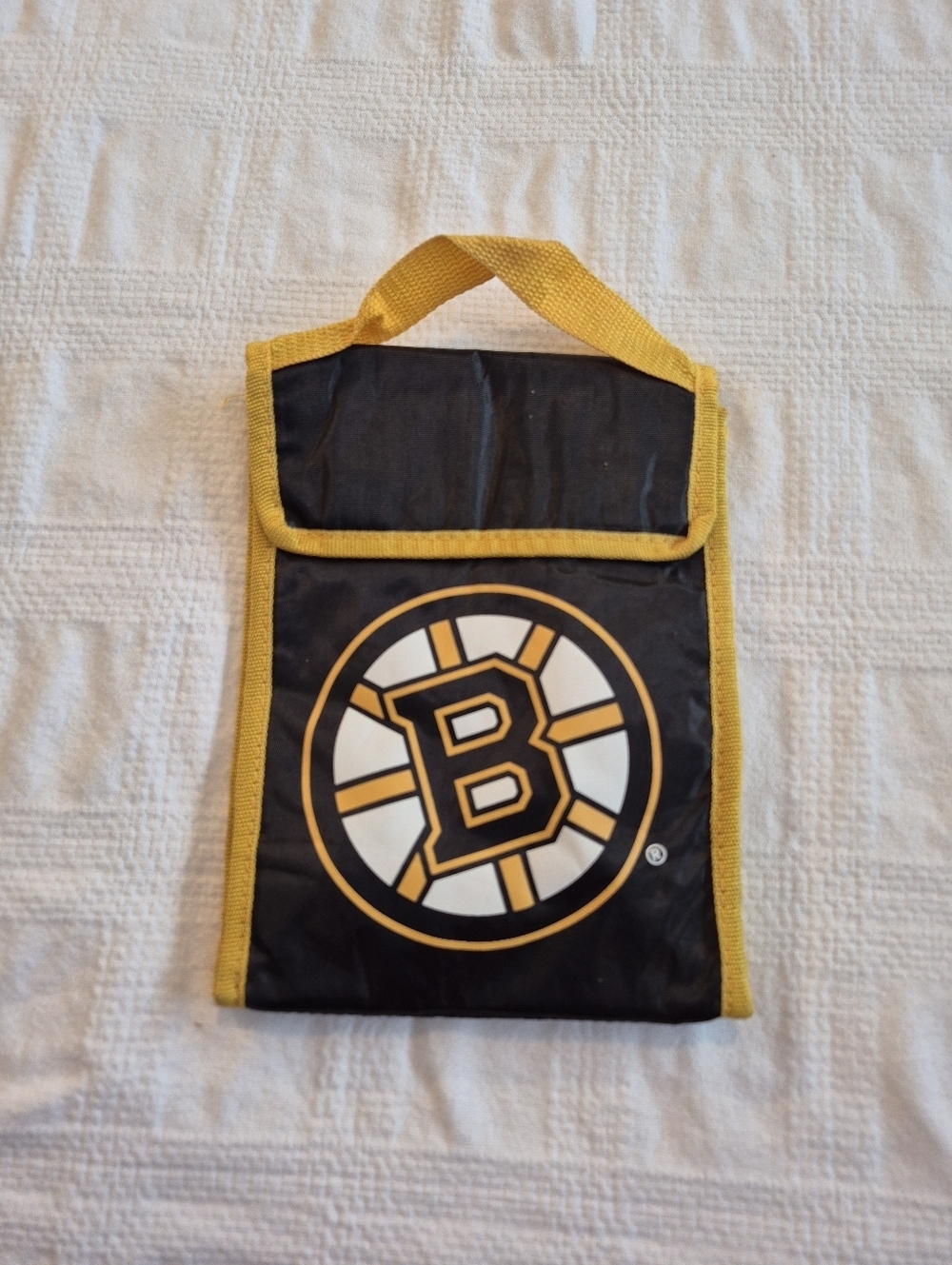 Forever Collectibles Boston Bruins lunch bag had initials on the inside VGUC